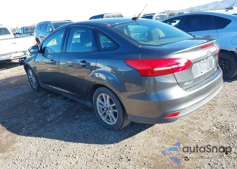 2016 Ford Focus Se z USA, uszkodzony, nr VIN 1FADP3F26GL382895